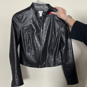 Chic Black Leather Jacket